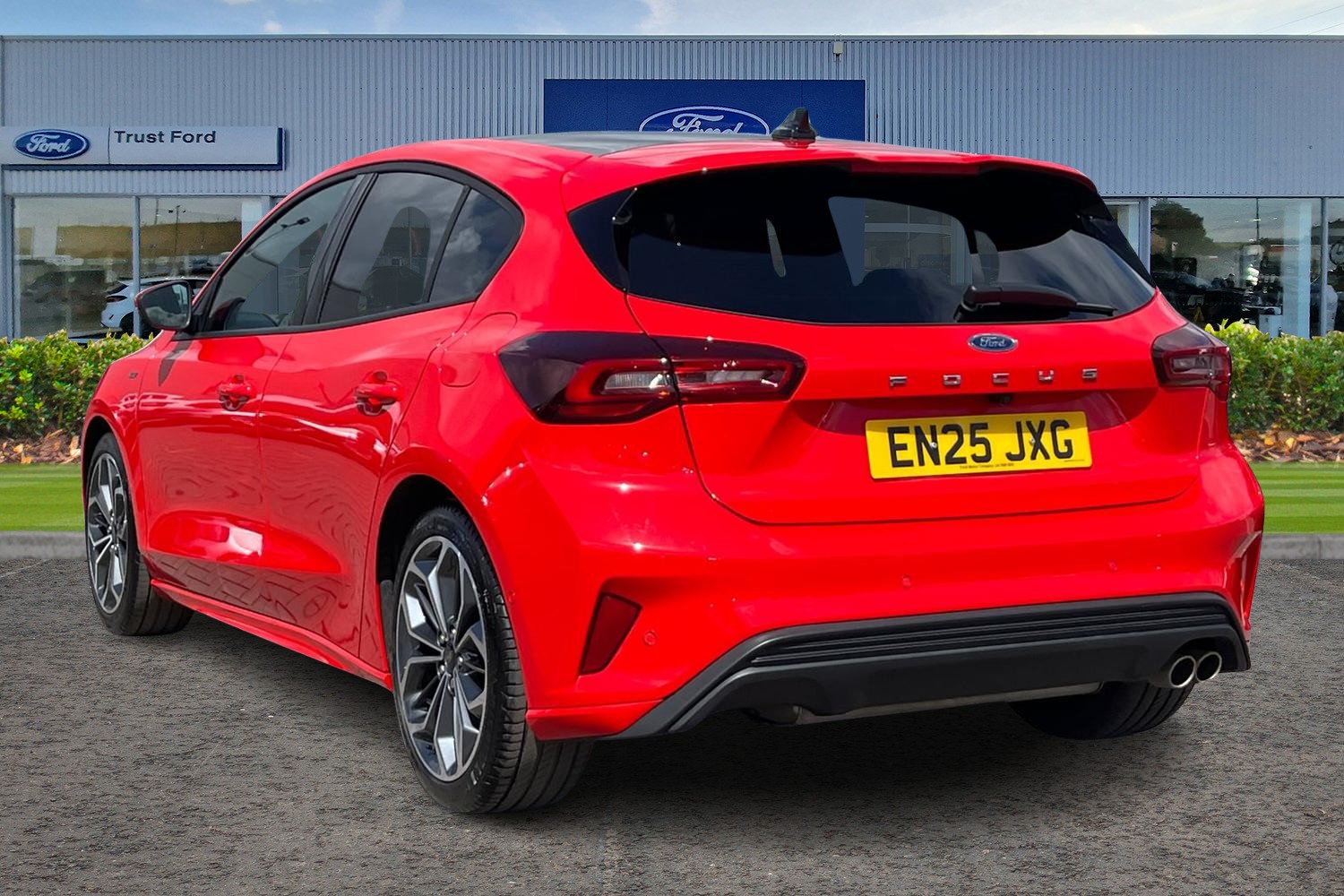 Ford Focus Photo 1