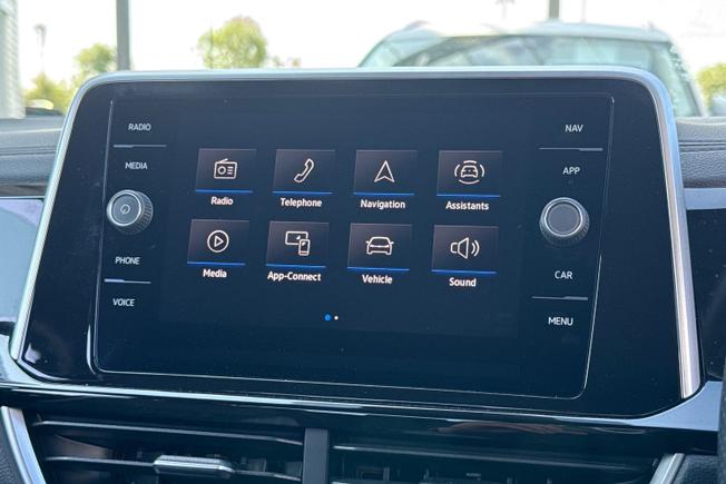 VOLKSWAGEN T-Roc Photo 33