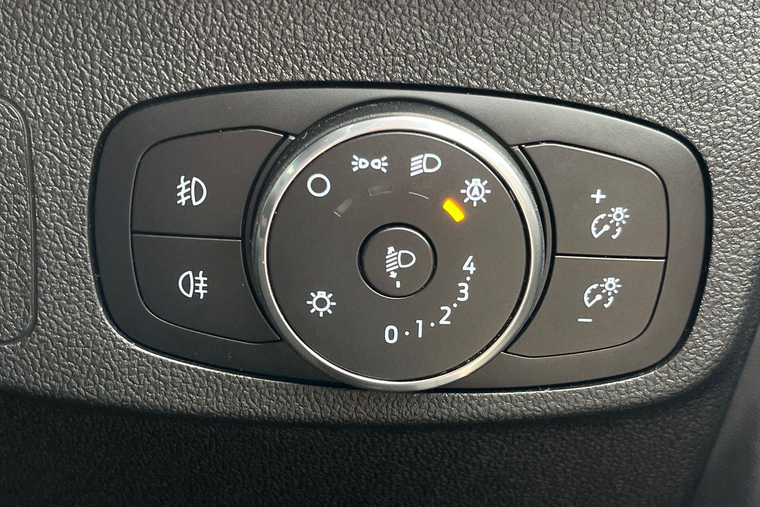 Ford FOCUS Photo 22