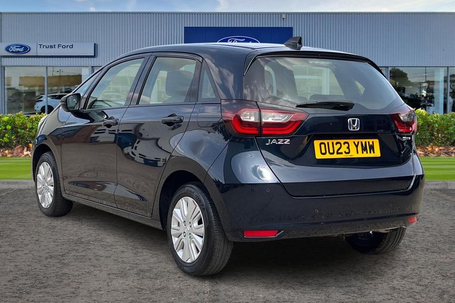 Honda Jazz Photo autoimg-d2de356a8961df89466d84321d43354b2629b34e.jpg