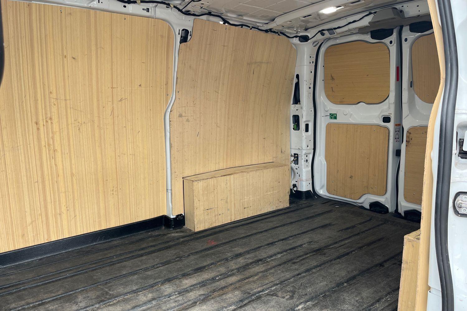 Ford TRANSIT CUSTOM Photo 3