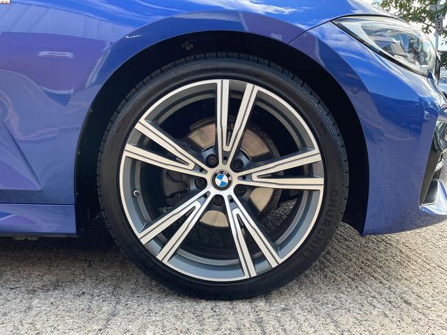 BMW 3 Series Photo 5