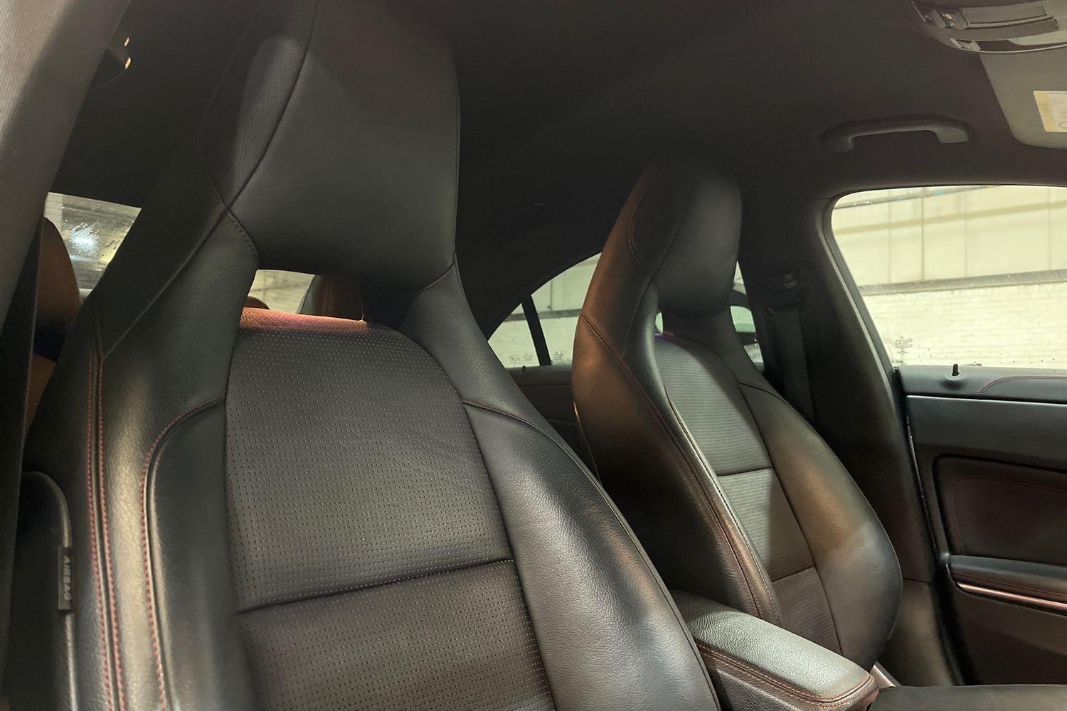 Mercedes-Benz CLA Photo 16