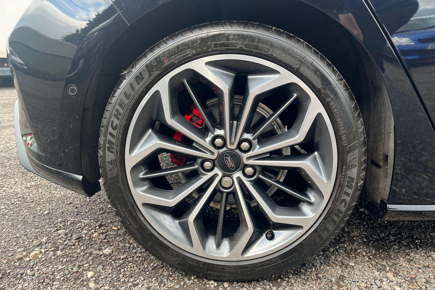 Ford FOCUS Photo 25