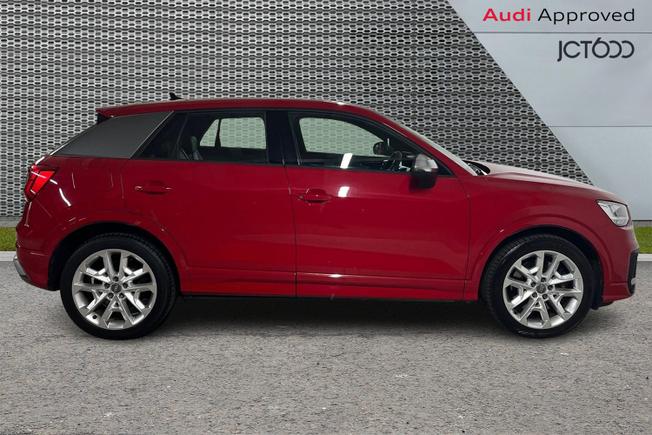AUDI Sq2 Photo 4