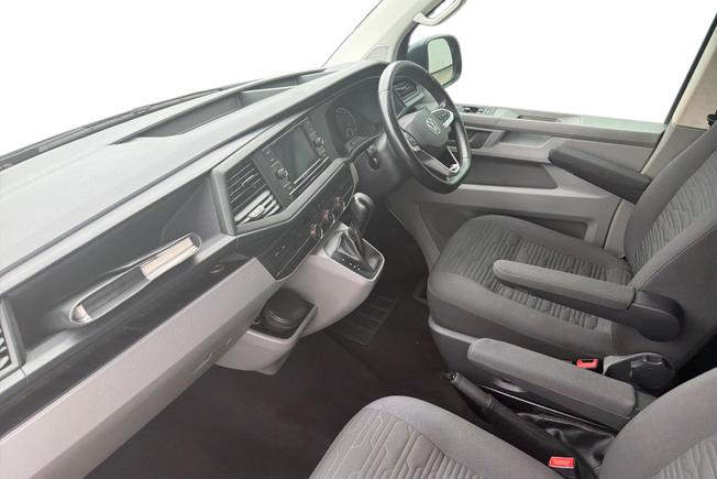 VOLKSWAGEN Transporter Shuttle Photo 2