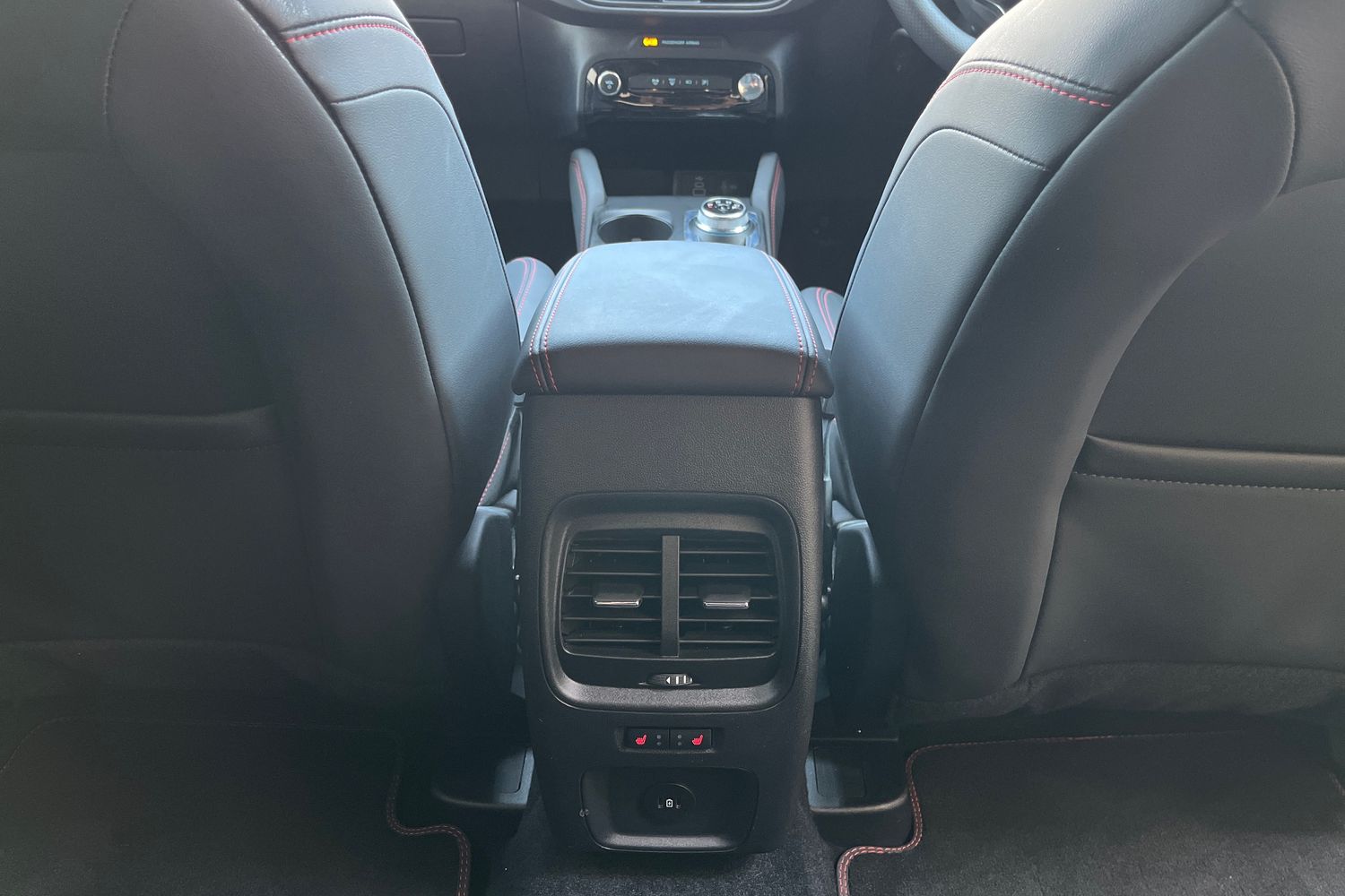 Ford Kuga Photo 27