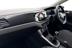 Volkswagen Polo Photo 2