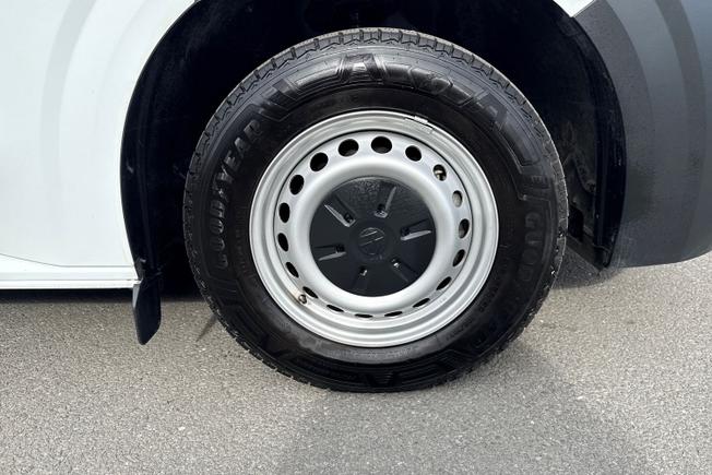 VOLKSWAGEN E-Transporter Photo 5