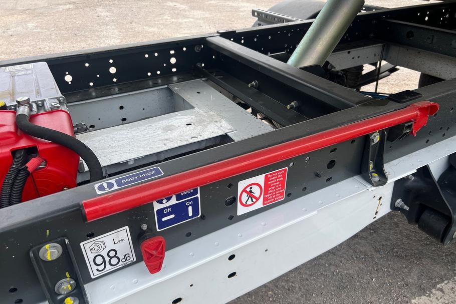 Used FORD TRANSIT WR75VPV 37