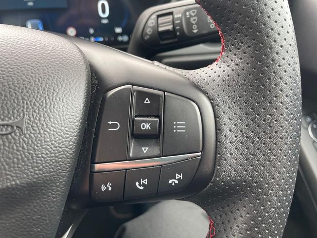 FORD Focus Photo 17