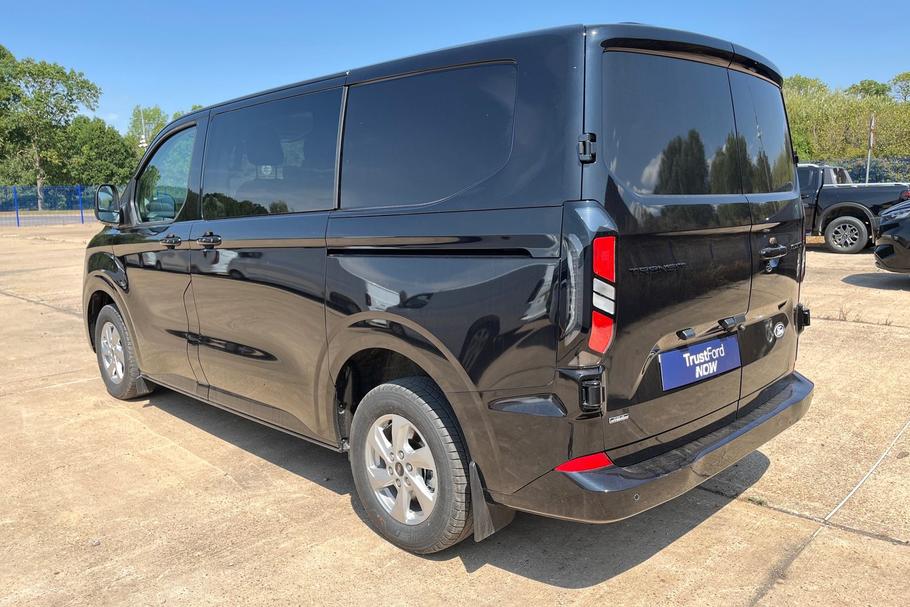 Used Ford TRANSIT CUSTOM YM75CDK 25