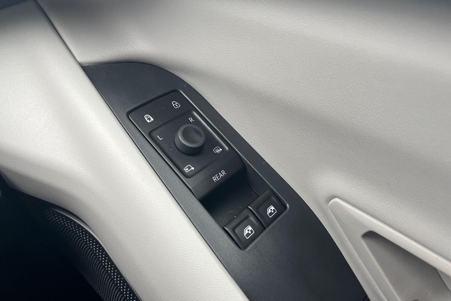 Ford Explorer Photo autoimg-d2faf2803dc9a2f205d6cec391cef8124e0ba554.jpg