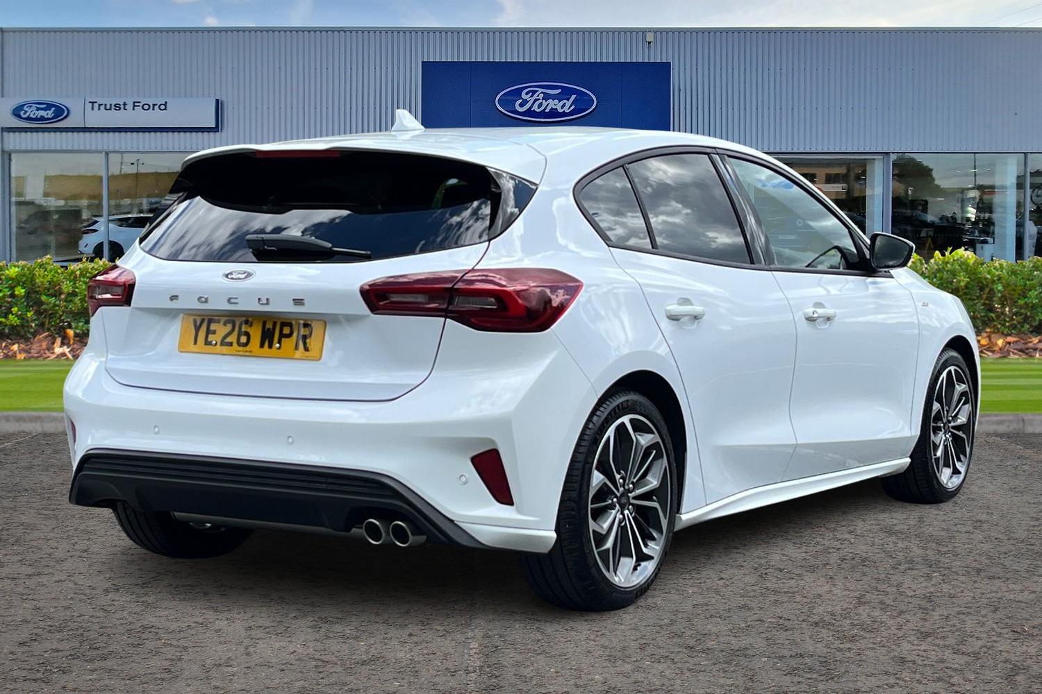 Ford FOCUS Photo 3