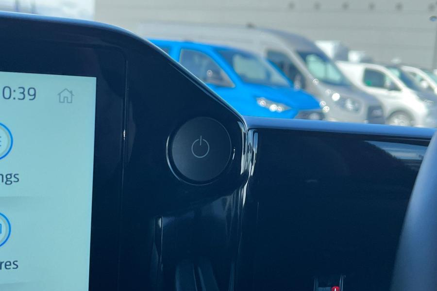 Ford E-Transit Custom Photo autoimg-d301b8e394d6c27fceca501c192c8f604b4eaace.jpg
