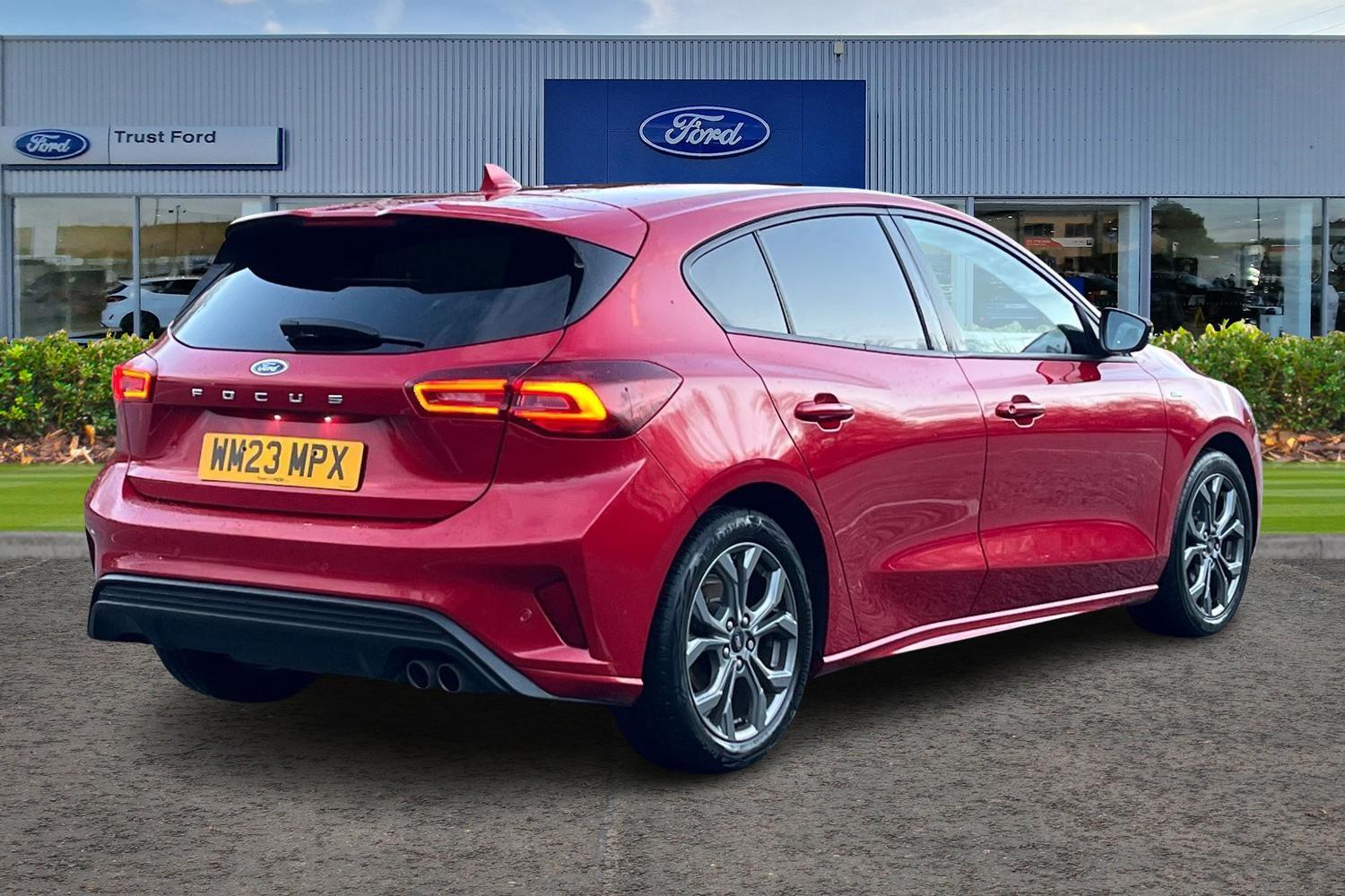 Ford FOCUS Photo 3