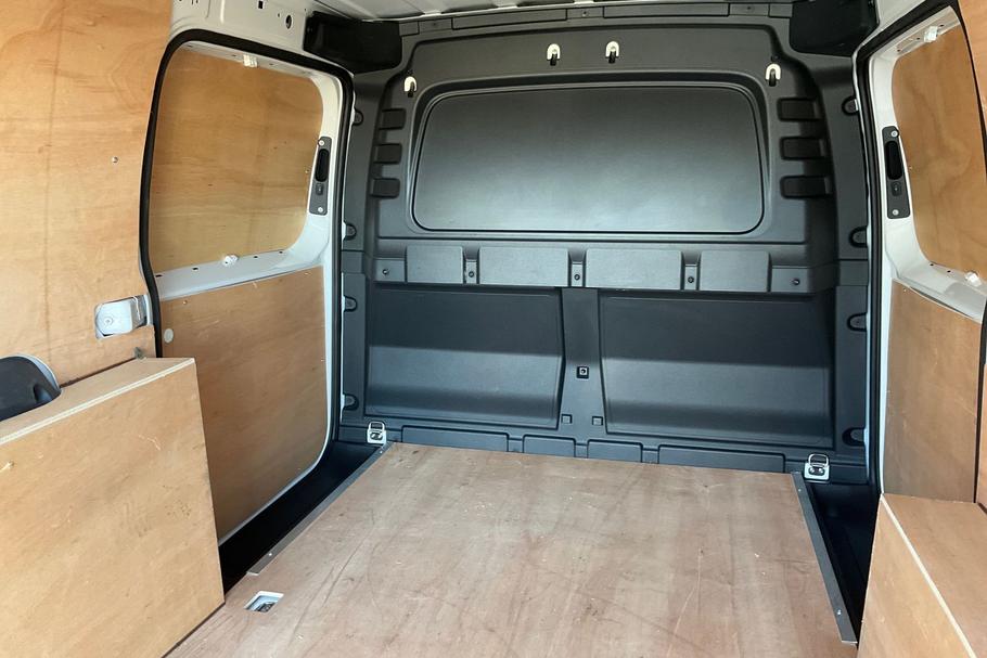 Used Volkswagen CADDY MAXI VK74JXB 4