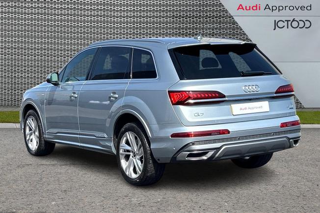 Audi Q7 Photo 3