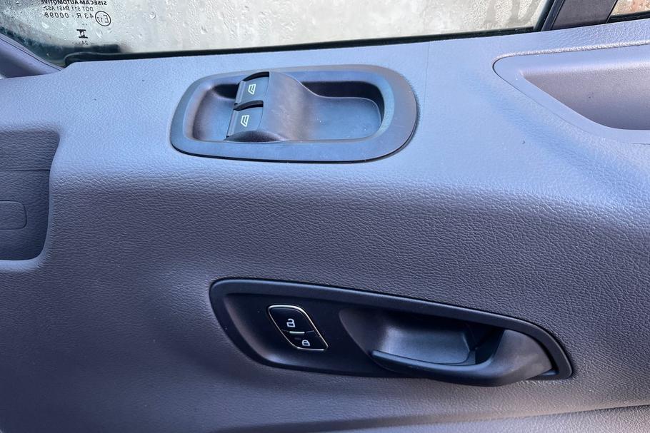 Used Ford TRANSIT 22