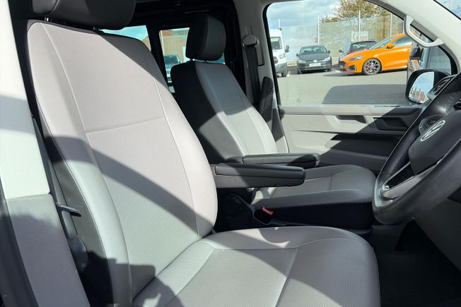 VOLKSWAGEN TRANSPORTER Photo 23