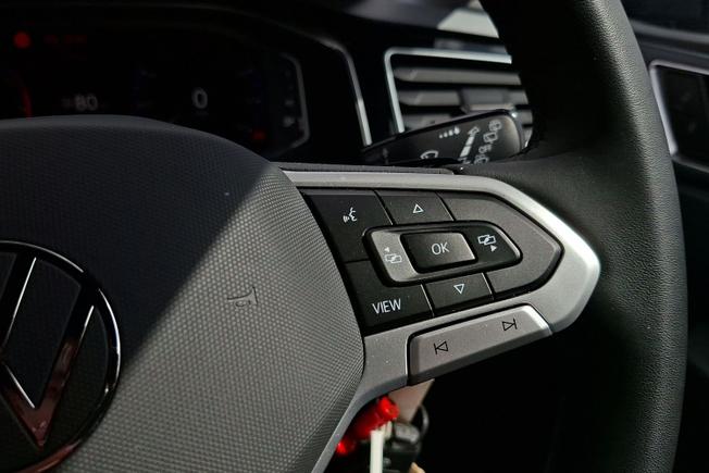 VOLKSWAGEN Polo Photo 17