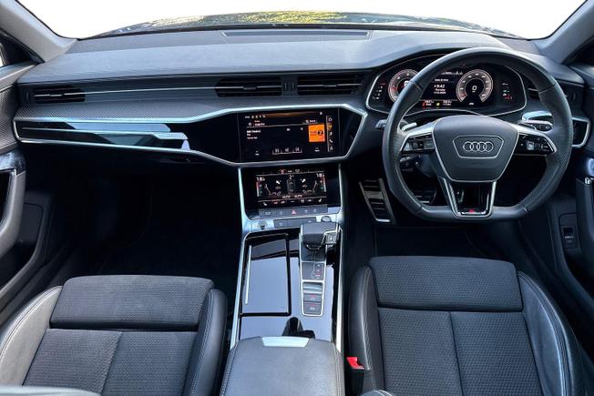 AUDI A6 Avant Photo 10