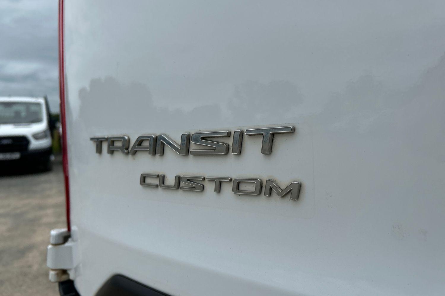 Ford TRANSIT CUSTOM Photo 20