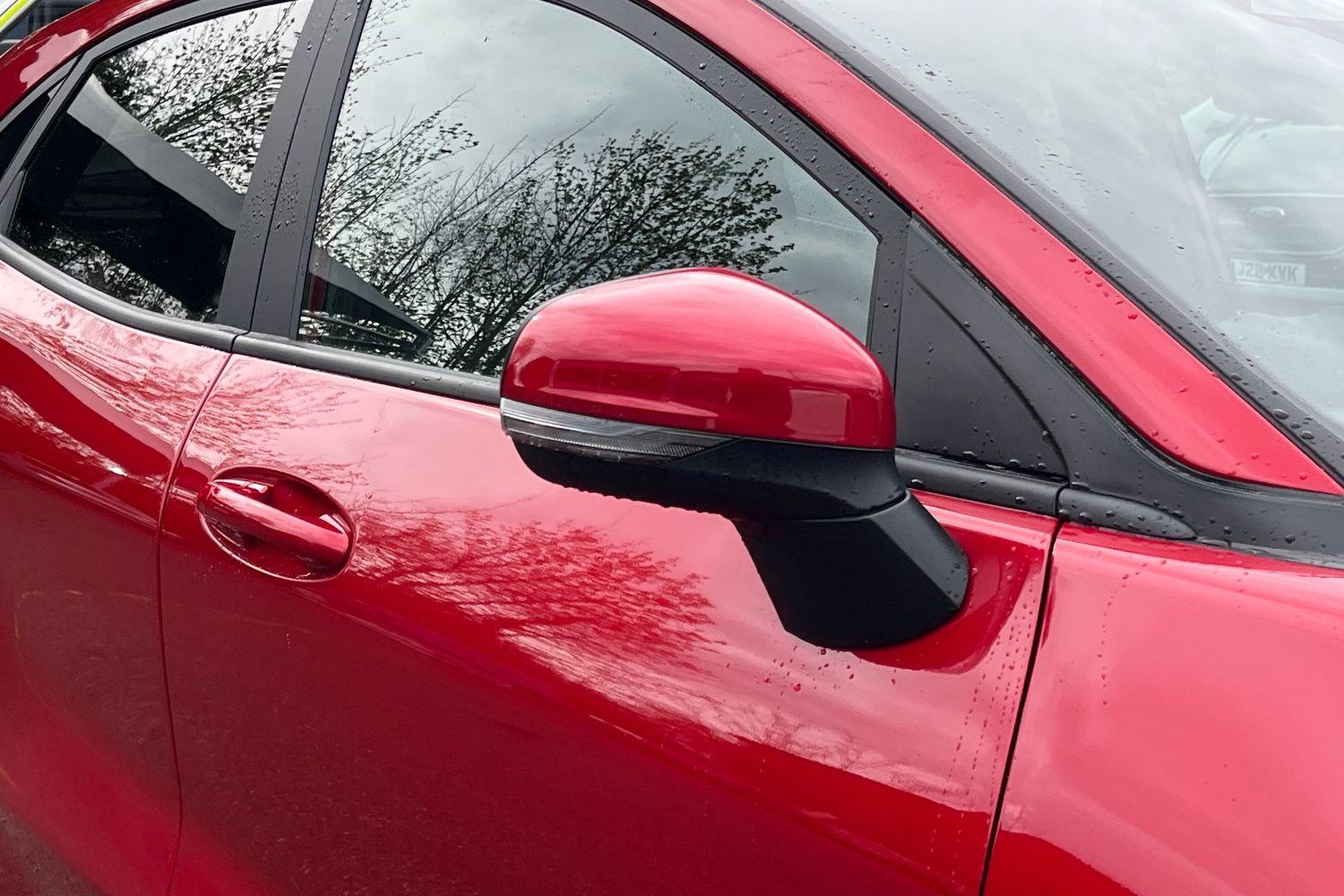 Ford PUMA Photo 28