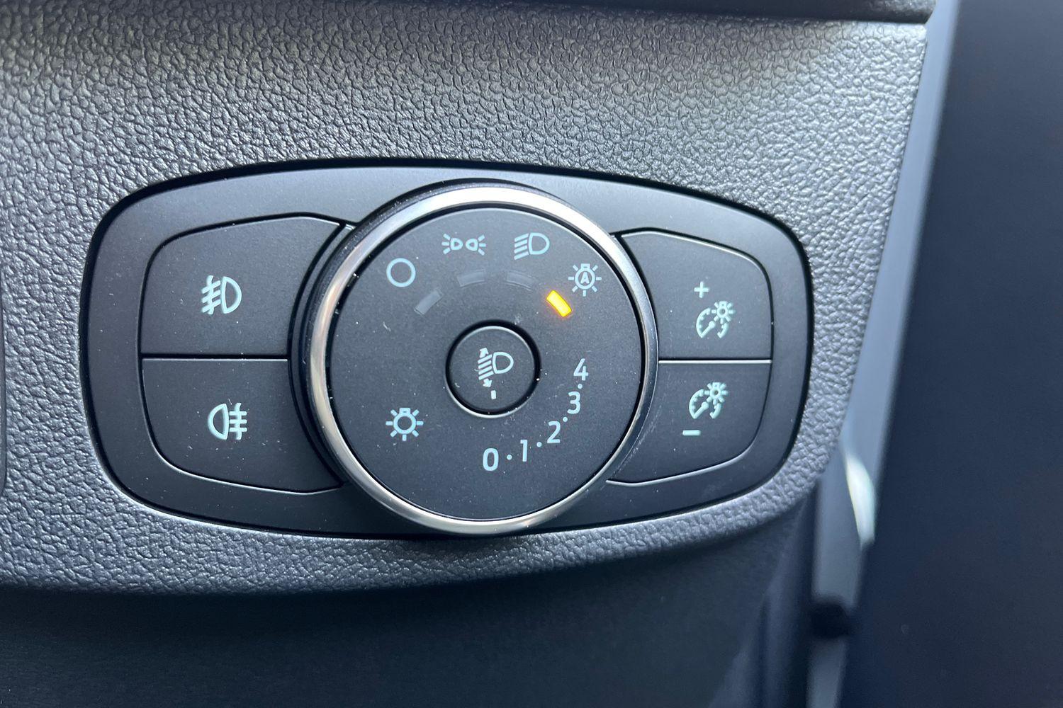 Ford FOCUS Photo 30