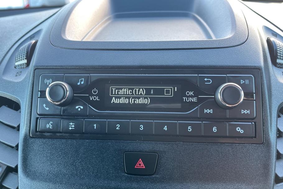 Used Ford TRANSIT CONNECT 19