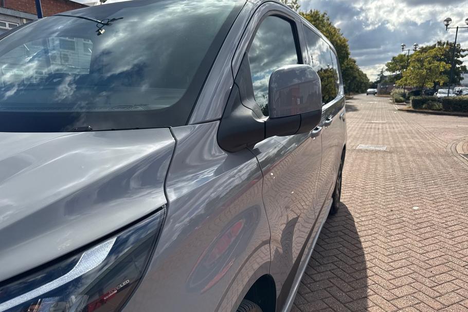 Used Ford TRANSIT CUSTOM BN26TOV 30