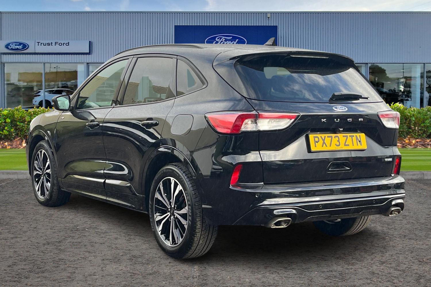 Ford KUGA Photo 1