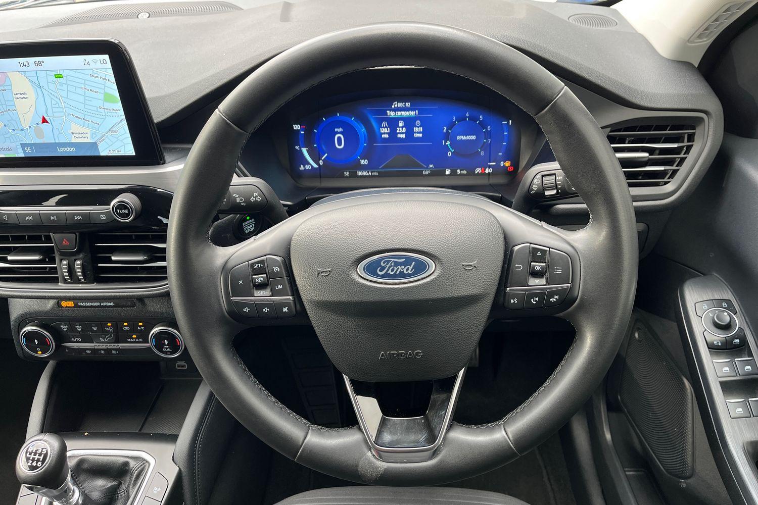 Ford KUGA Photo 11