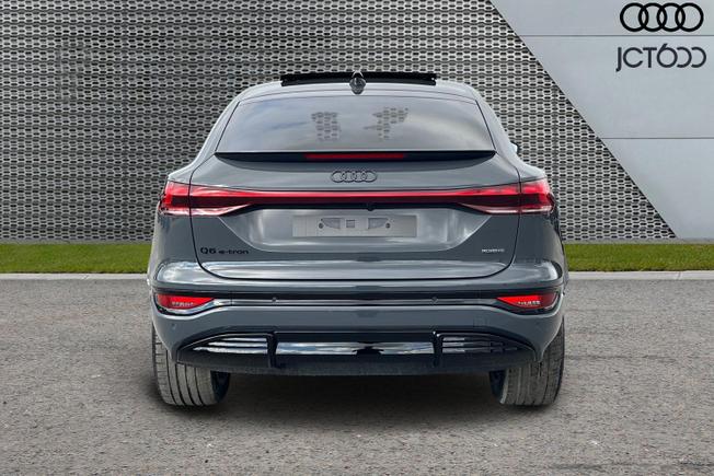 AUDI  Q6 Sportback Photo 7
