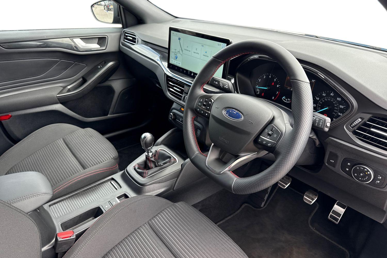 Ford FOCUS Photo 8