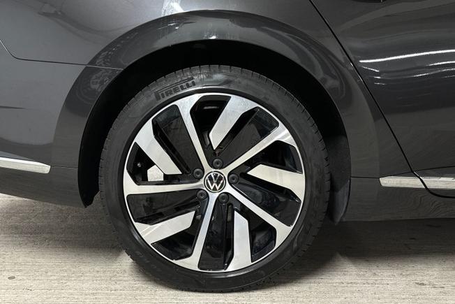VOLKSWAGEN Arteon Photo 5