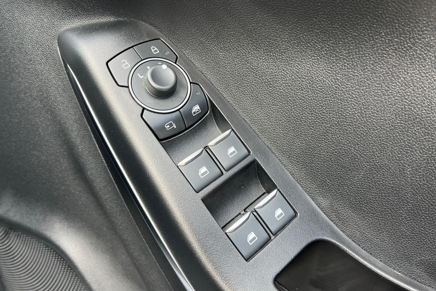 Ford Puma Photo autoimg-d32be5b1e3f1596b180880cb1a8e1ad1580910ad.jpg