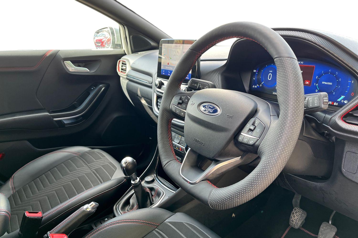 Ford PUMA Photo 8