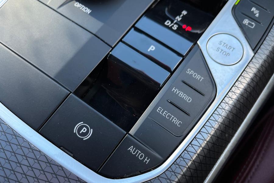 BMW 3 Series Photo autoimg-d33a7d2214c4f0c4c1a753e702390c17d263125e.jpg