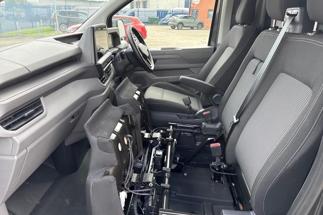 VOLKSWAGEN Transporter Photo 48