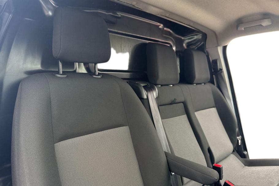 Used Vauxhall VIVARO DT73BWJ 11