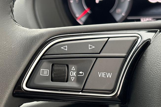 Audi Q2 Photo 16