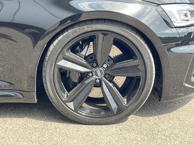 AUDI RS5 Photo 46