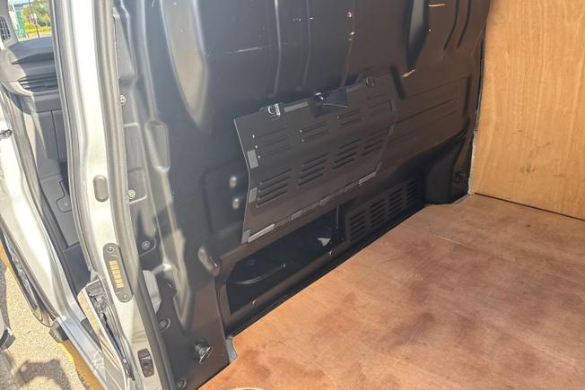 Volkswagen Transporter Photo 22