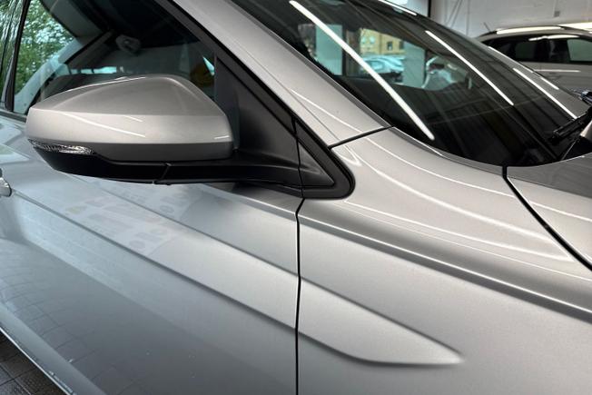 VOLKSWAGEN Polo Photo 20