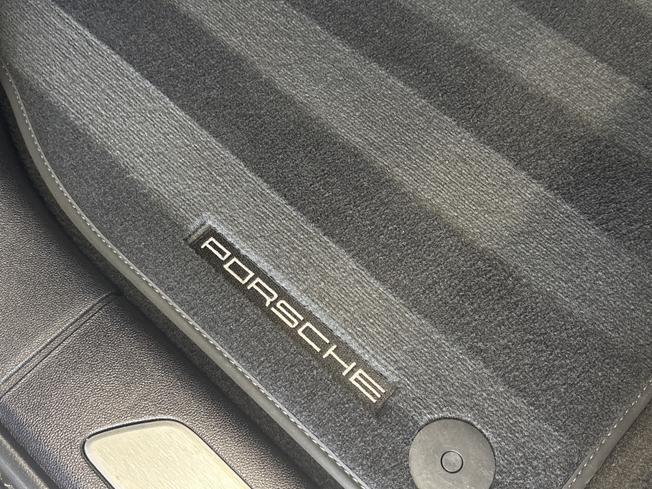 PORSCHE Cayenne Photo 34