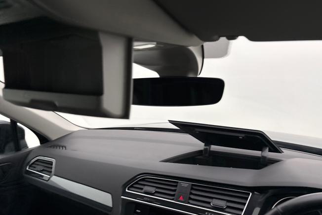 VOLKSWAGEN Tiguan Photo 26