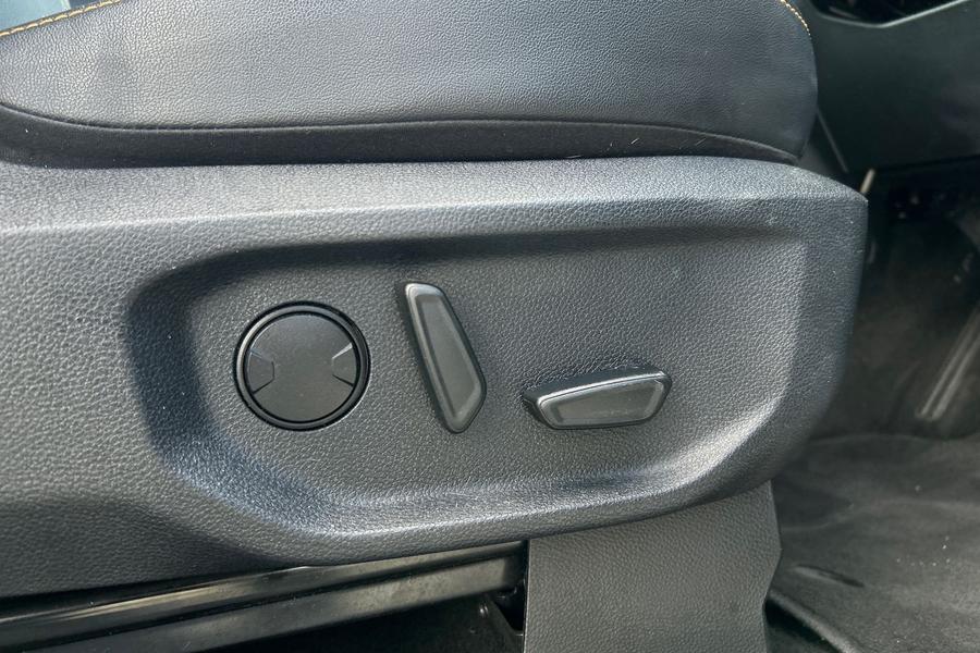 Ford RANGER Photo autoimg-d346c615e67305b6744ddae585f0f17c7f3bcbc5.jpg
