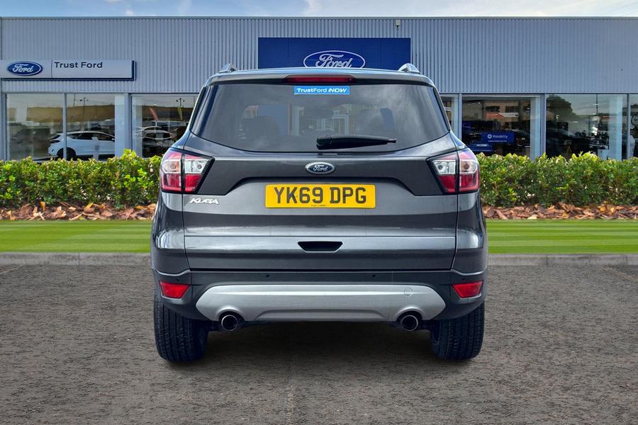 Ford KUGA Photo autoimg-d3488468ac3d27ea46e501ffd35795bf856cf7df.jpg
