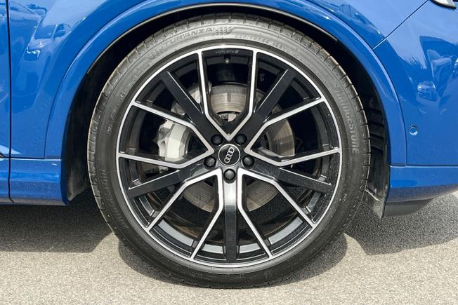 Audi Q7 Photo 5